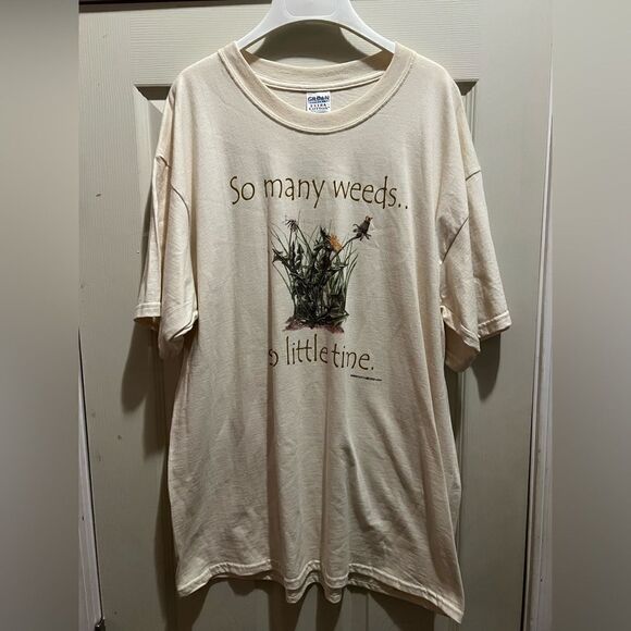 Gildan Tops - 2000 - Earth Sun Moon - So Many Weeds…So Little Time T-Shirt